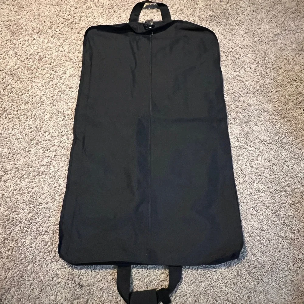 WallyBags 40 Inch Garment Bag with WallyLock Hanger Clamp Black Travel Suit Bag